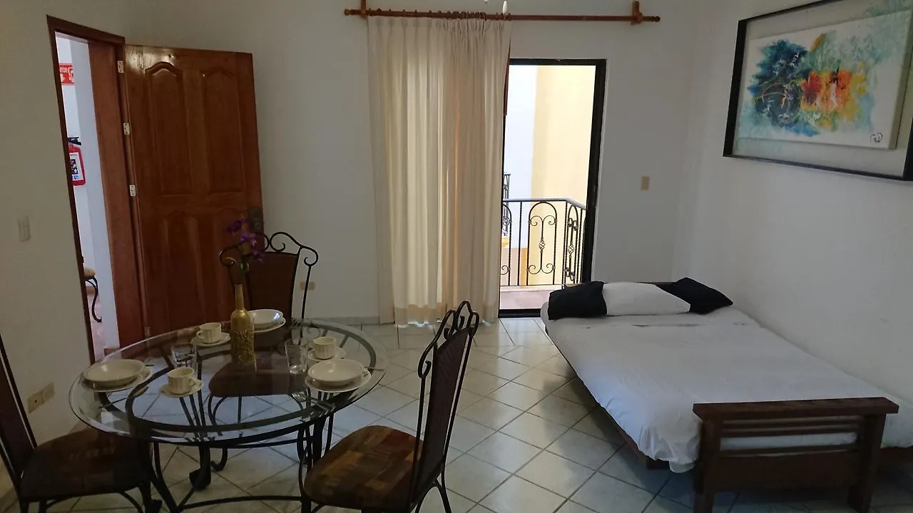 Lovely Quinta Avenida Apartments Playa del Carmen