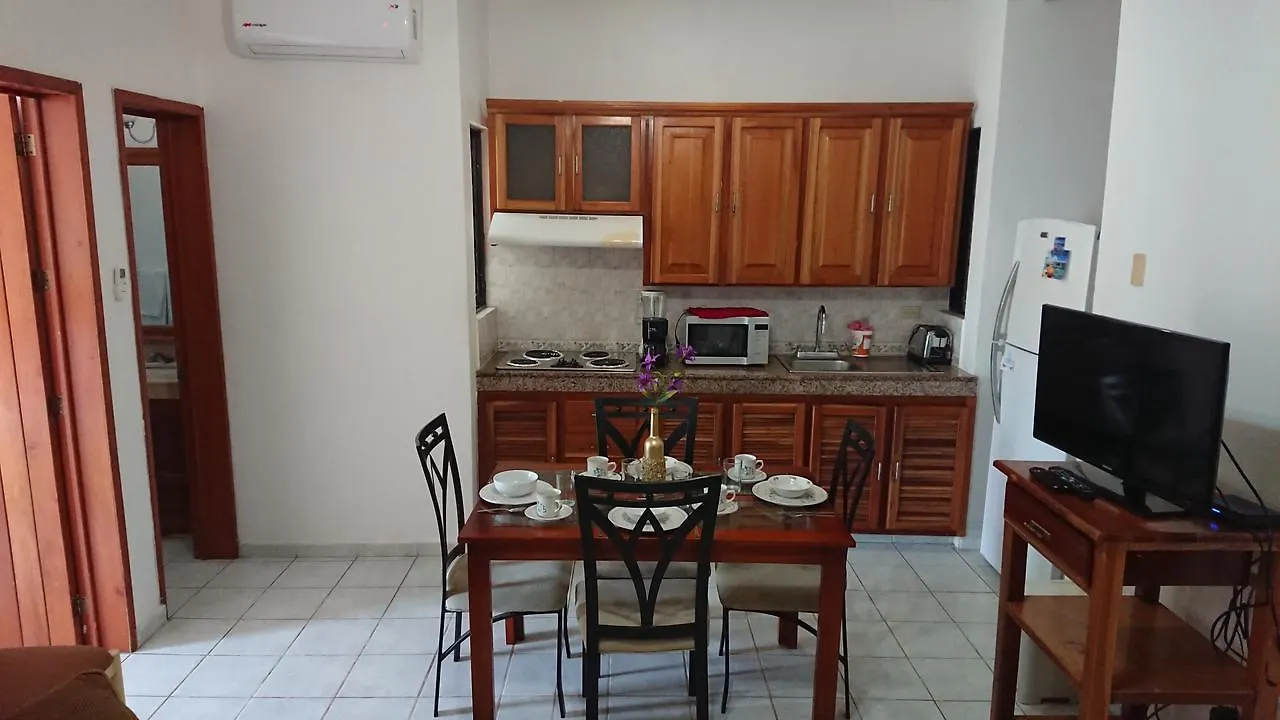 Lovely Quinta Avenida Apartments Playa del Carmen